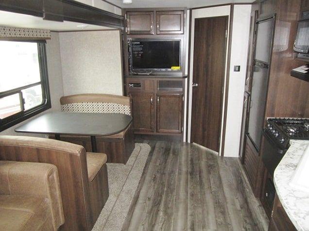 USED 2018 JAYCO JAY FLIGHT SLX 265RLS - Jack's Campers